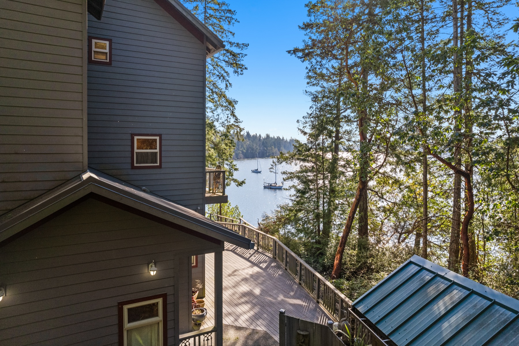 Exterior listing photography